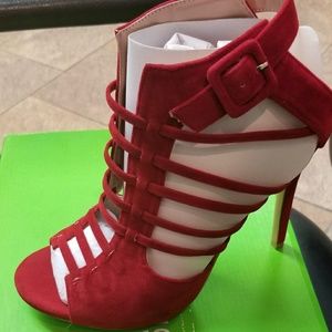 Fashionable Shoes for Woman